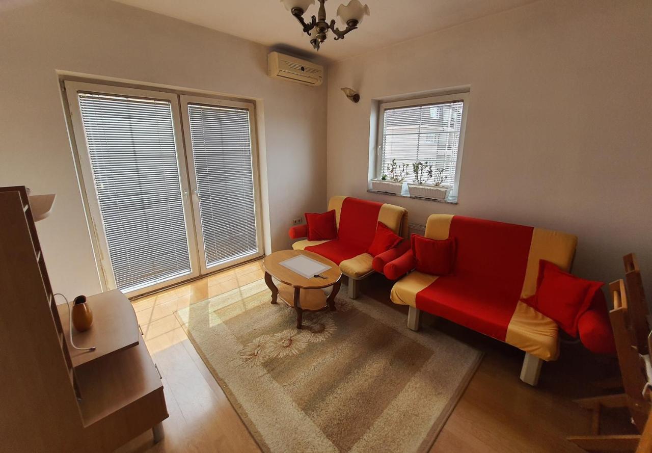 Zogu Apartments - City View Pristina Eksteriør bilde
